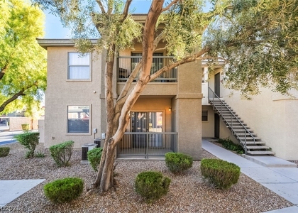 8000 W Badura Avenue - Photo 1
