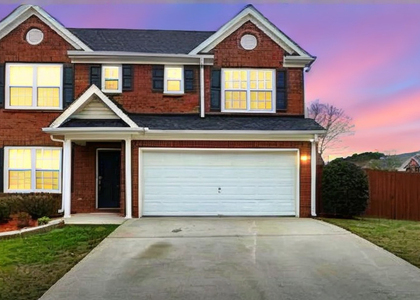1133 Hawthorn Lane - Photo 1
