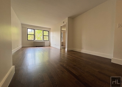 East 63 Street - Photo 1