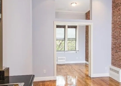 West 14 Street - Photo 1