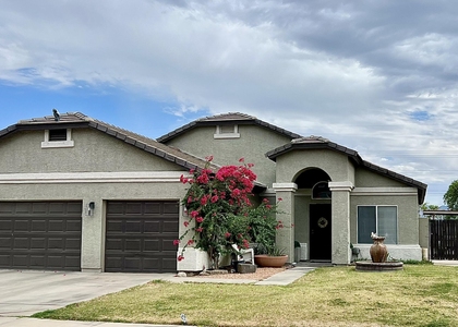 7709 W Wood Lane - Photo 1