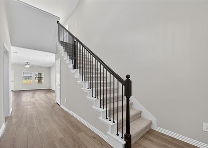 1402 Bridgestone Drive - Photo 1