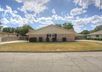 5212 Cordova Avenue - Photo 1