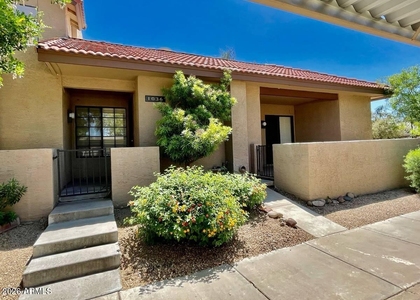 8625 E Belleview Place - Photo 1