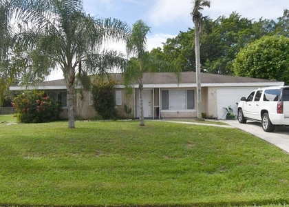 366 Se Evans Avenue - Photo 1