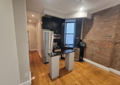 246 Mott Street - Photo 1