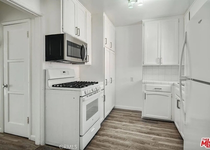 702 S Pacific Coast Highway - Photo 1