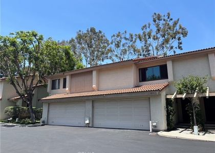 957 Creekside Drive - Photo 1