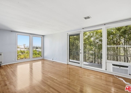 1155 N Clark Street - Photo 1