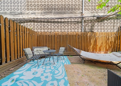 333 W 43rd Street - Photo 1
