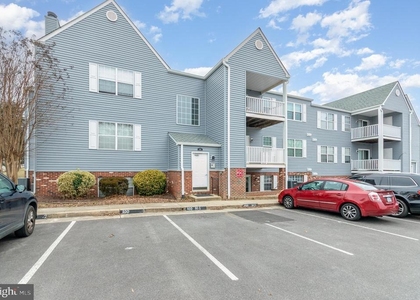 100 Grosvenor Lane - Photo 1