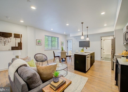 5001 Umbria Street - Photo 1
