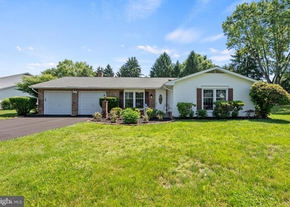 4650 Palomino Court - Photo 1