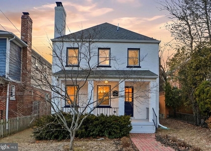 5520 North Capitol Street Nw - Photo 1
