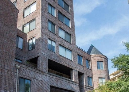 3 Washington Circle Nw - Photo 1