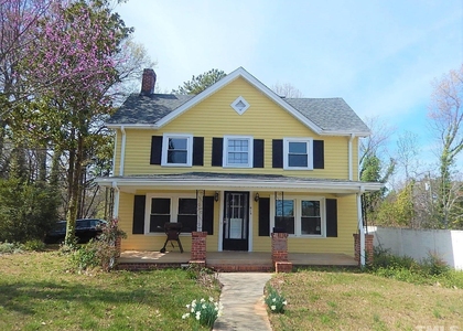 1015 Oberlin Road - Photo 1