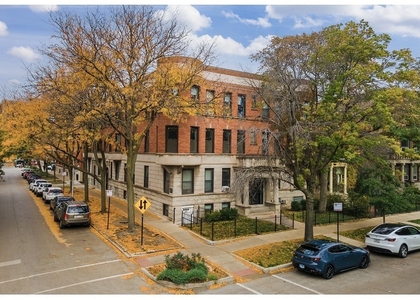 854 W George Street - Photo 1