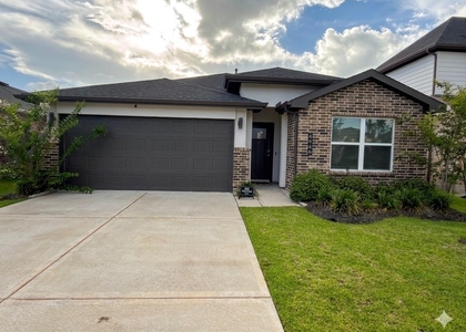 4946 Pine Haven Lane - Photo 1
