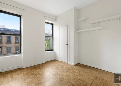 East 89th Street - Photo 1