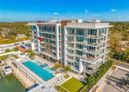900 N Osceola - Photo 1