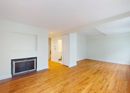 201 East 12th Street - Photo 1