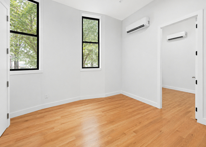 483 Evergreen Avenue - Photo 1