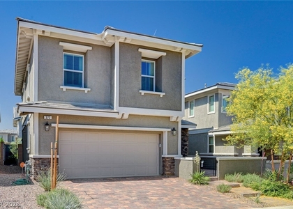 372 Silva Place - Photo 1
