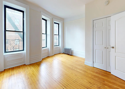 East 12th Street - Photo 1