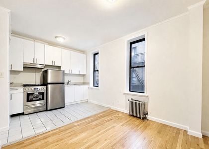 West 45th Street - Photo 1