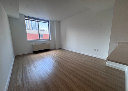 West 37th Street - Photo 1