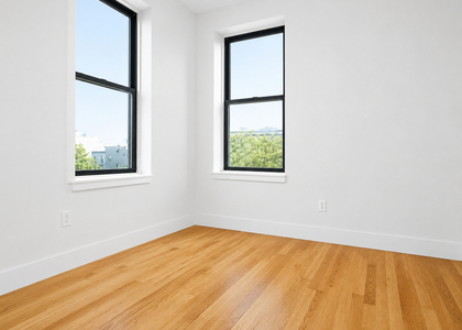 483 Evergreen Avenue - Photo 1
