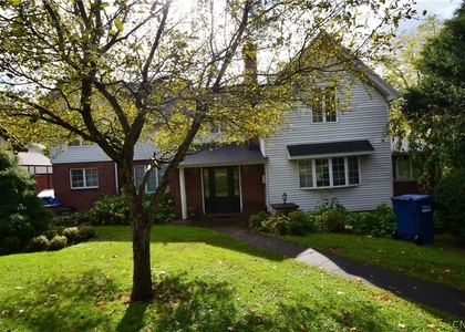 210 Lincoln Park Drive - Photo 1