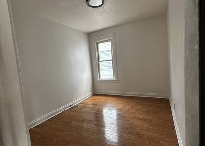 113 E Brighton Avenue - Photo 1