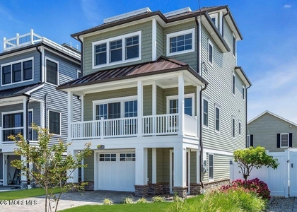 39 20th Avenue - Photo 1