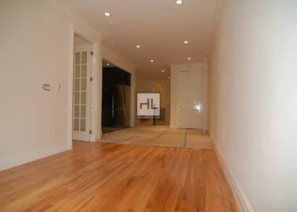 West 52nd Street - Photo 1