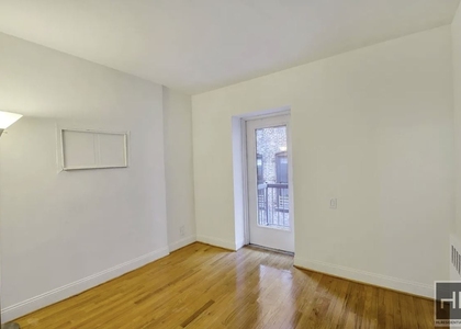 East 25 Street - Photo 1