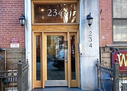 West 14 Street - Photo 1