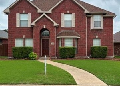 2420 Cimmaron Drive - Photo 1