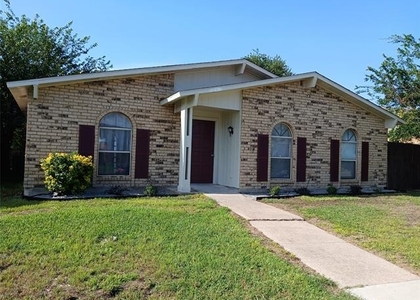 5616 Tucker Street - Photo 1