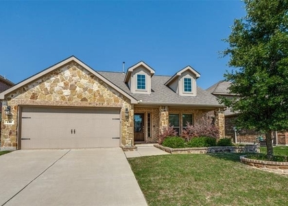 112 Mount Olive Avenue - Photo 1