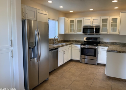 15252 N 100th Street - Photo 1