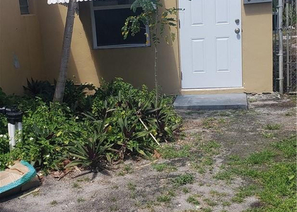 1621 N Andrews Square - Photo 1