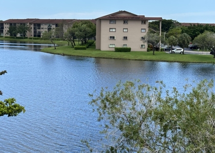 1001 Sw 141st Avenue - Photo 1