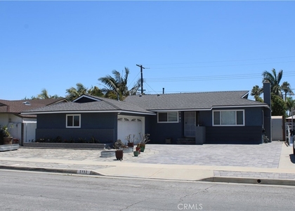 5192 Robinwood - Photo 1