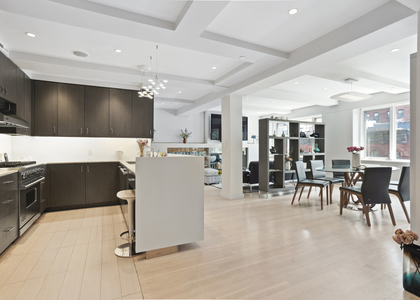 435 E 76th St - Photo 1