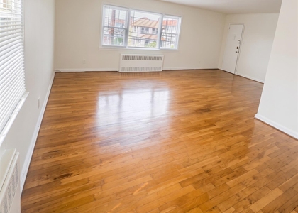 2711 Deerfield Road - Photo 1