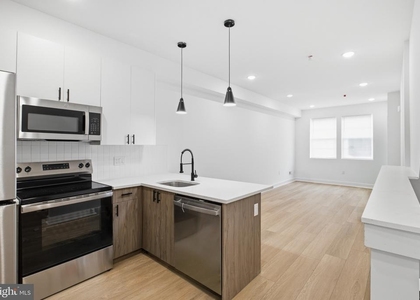 2503 N 12th Street - Photo 1