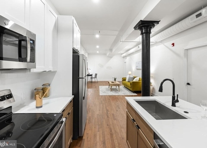 240 Hermitage Street - Photo 1