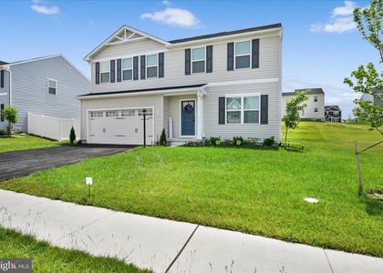 310 Creekside Drive - Photo 1