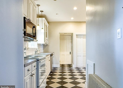 2838 Booser Avenue - Photo 1